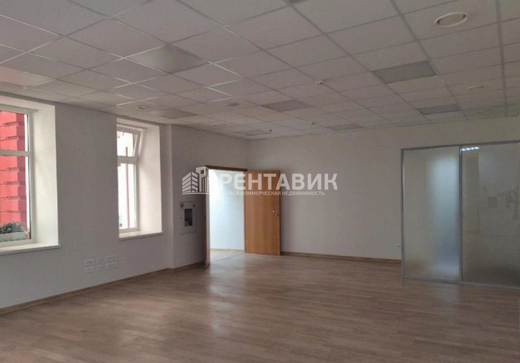 Офис Дженсен Хаус на Макарова, 32 площадью 265 квадратных метров