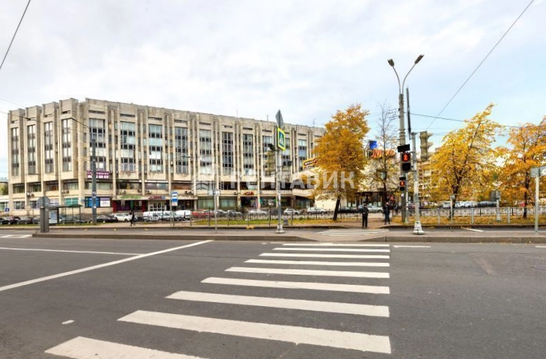 Здание К-2 по адресу г Санкт-Петербург, пл Конституции, д 2