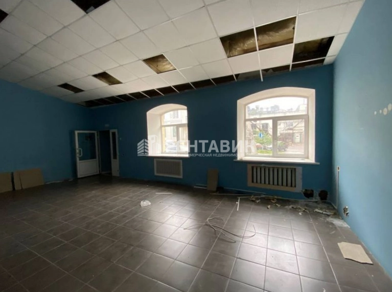 Общепит Звенигородский площадью 739 квадратных метров