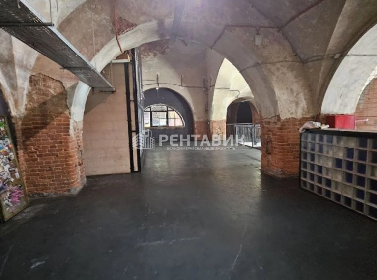 Помещение свободного назначения Арсенал, Комсомола 2 площадью 1212.5 квадратных метров