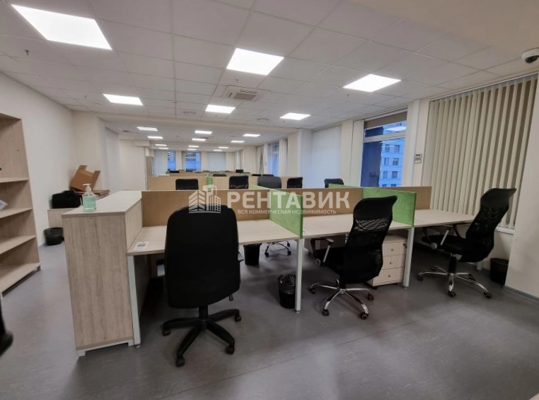 Офис Смоленский площадью 1083 квадратных метров