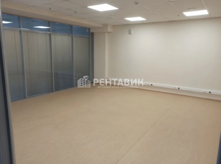 Офис Смоленский площадью 541.6 квадратных метров
