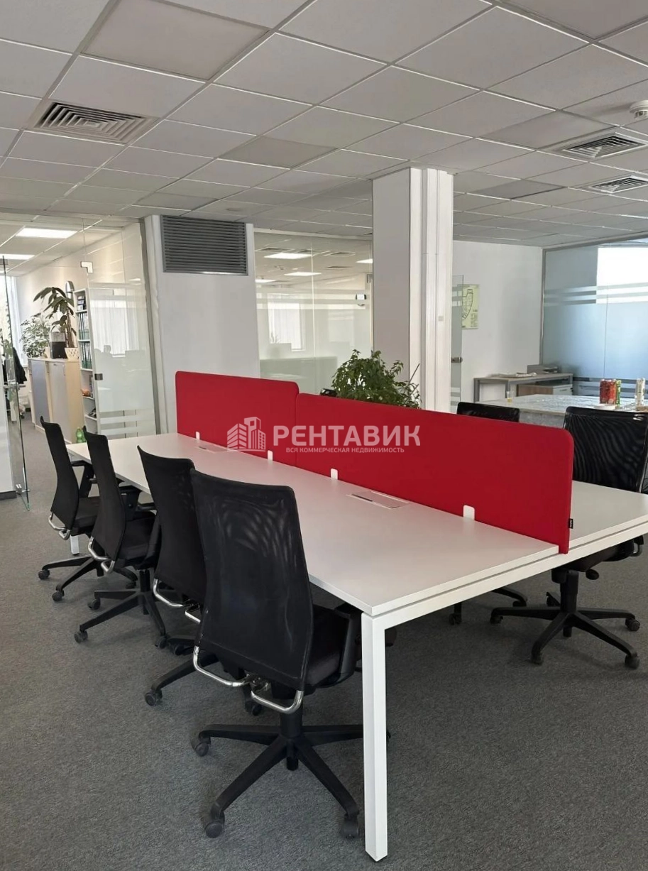 Офис Кулон Билдинг площадью 367 квадратных метров