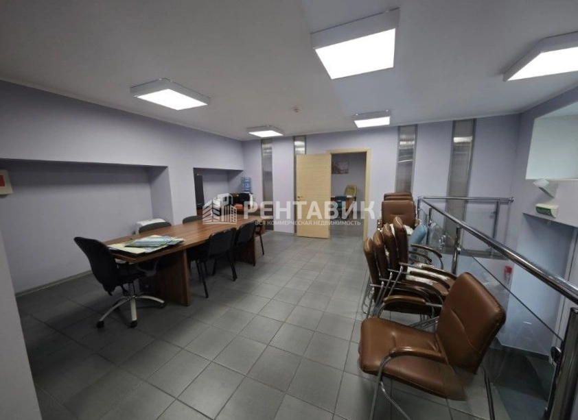 Офис Молдагуловой, 5 площадью 211 квадратных метров