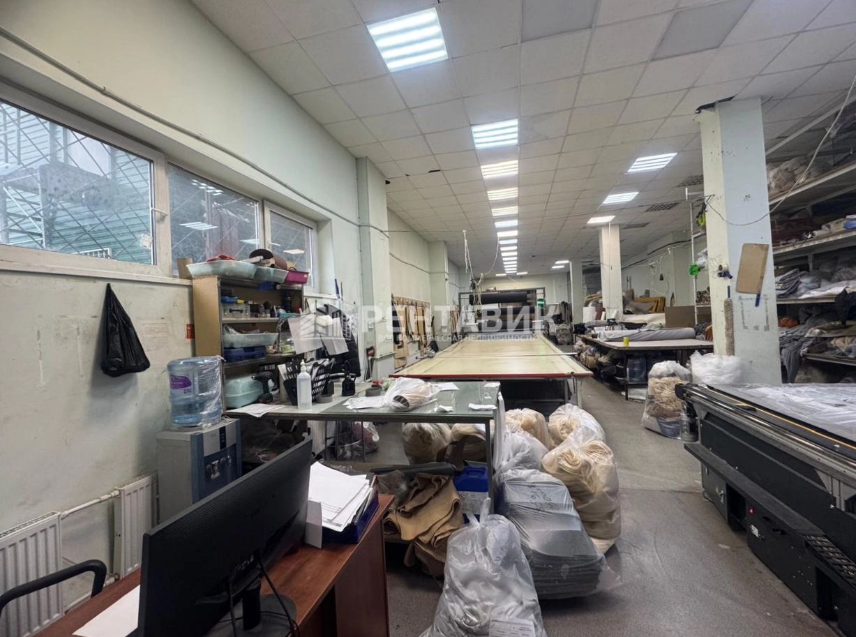 Производство Чугунная, 14Р площадью 1050 квадратных метров