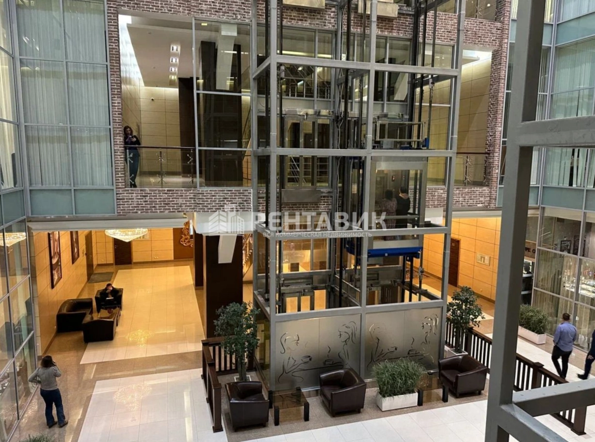Здание Baker Plaza / Бейкер Плаза по адресу г Москва, ул Бутырский Вал, д 68/70 стр 1
