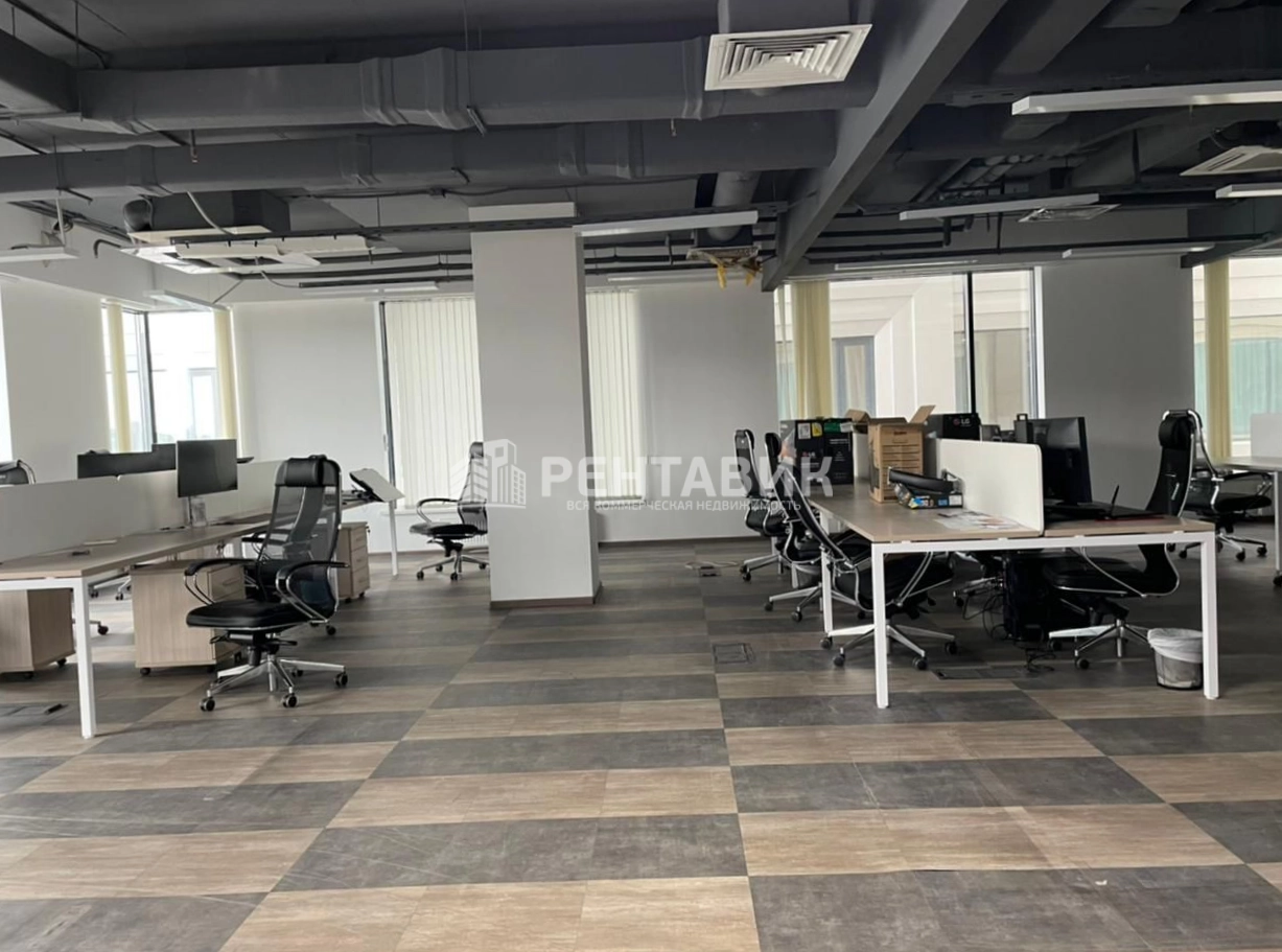 Офис Danilov Plaza / Данилов Плаза площадью 362 квадратных метров