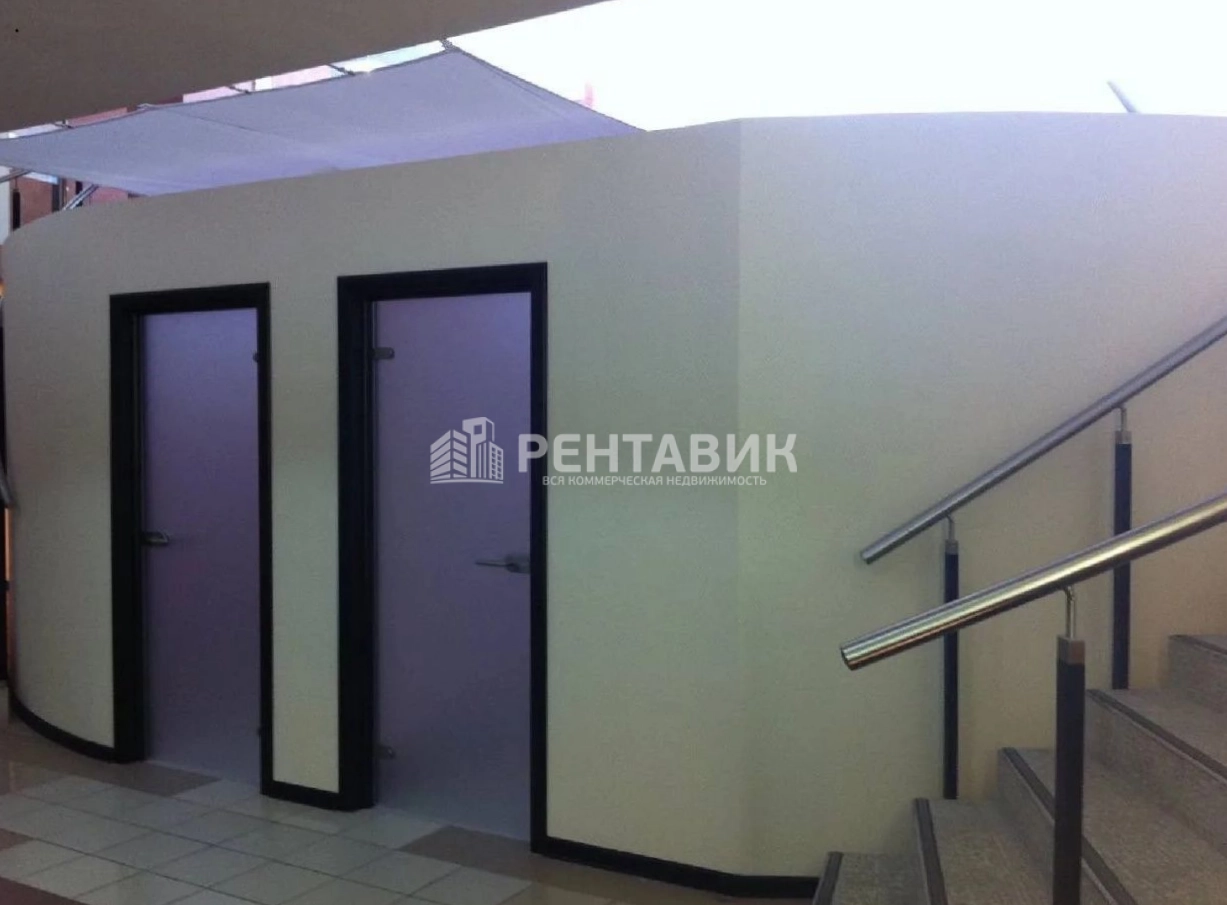 Офис Post Plaza площадью 1690 квадратных метров