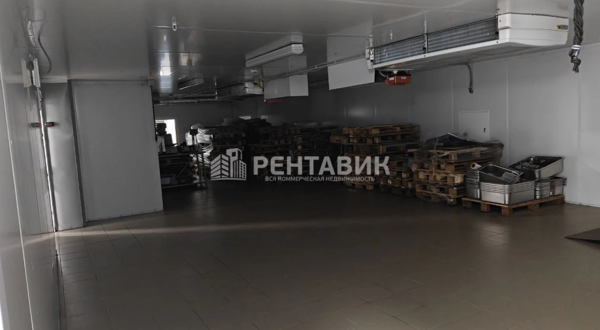 Производство Модный Променад площадью 1590 квадратных метров