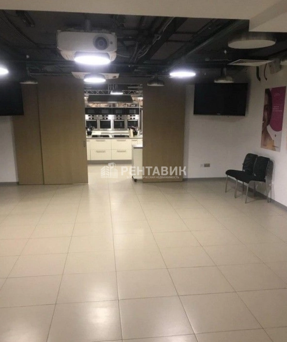 Офис Монарх площадью 843 квадратных метров