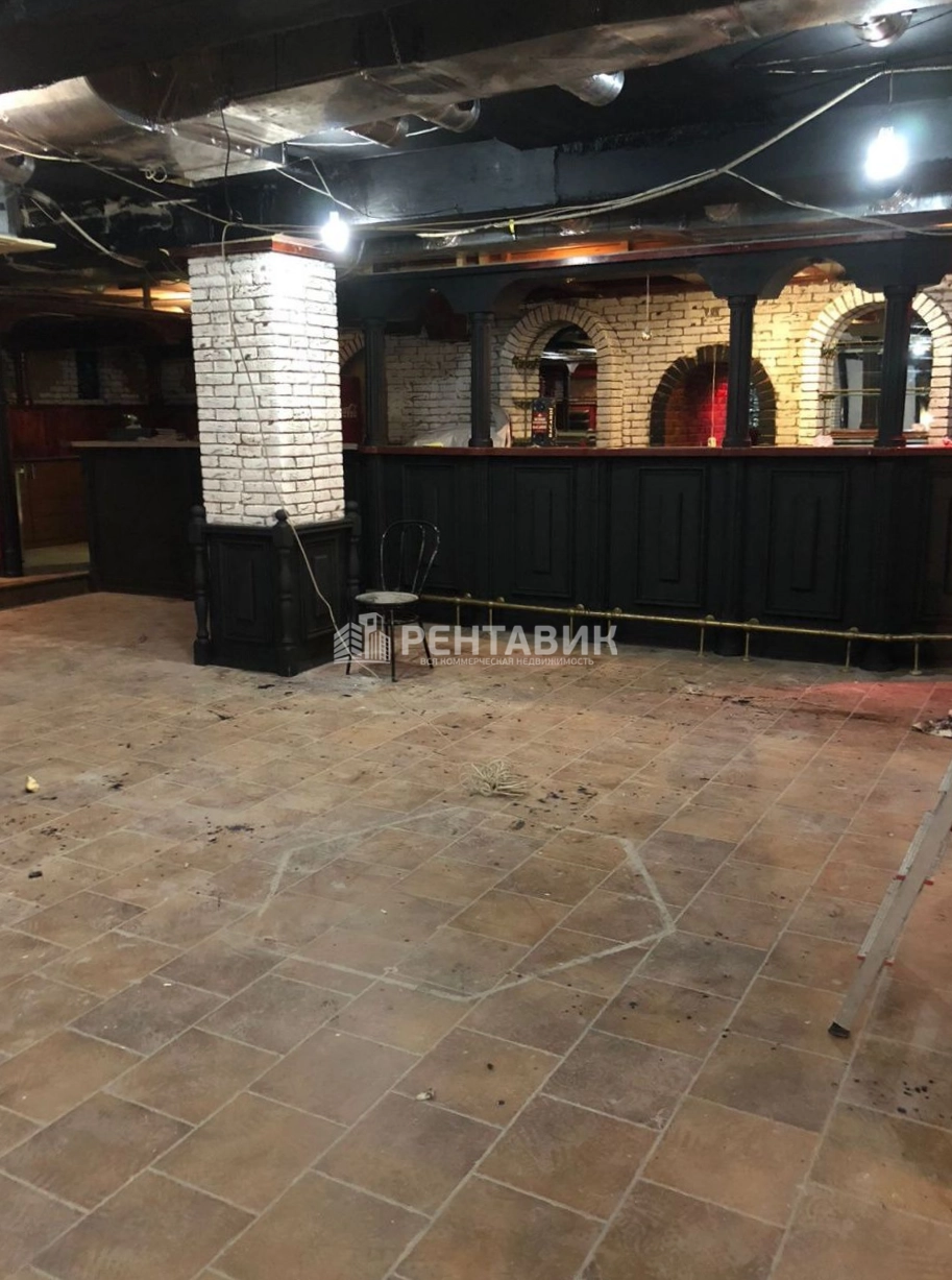 Помещение свободного назначения Энгельса, 145к2 площадью 830 квадратных метров