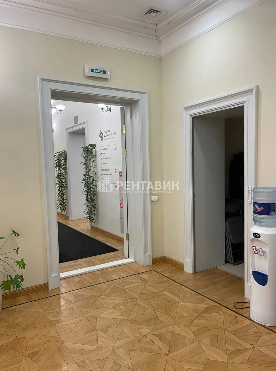 Здание целиком Усадьба Всеволожских площадью 971.3 квадратных метров