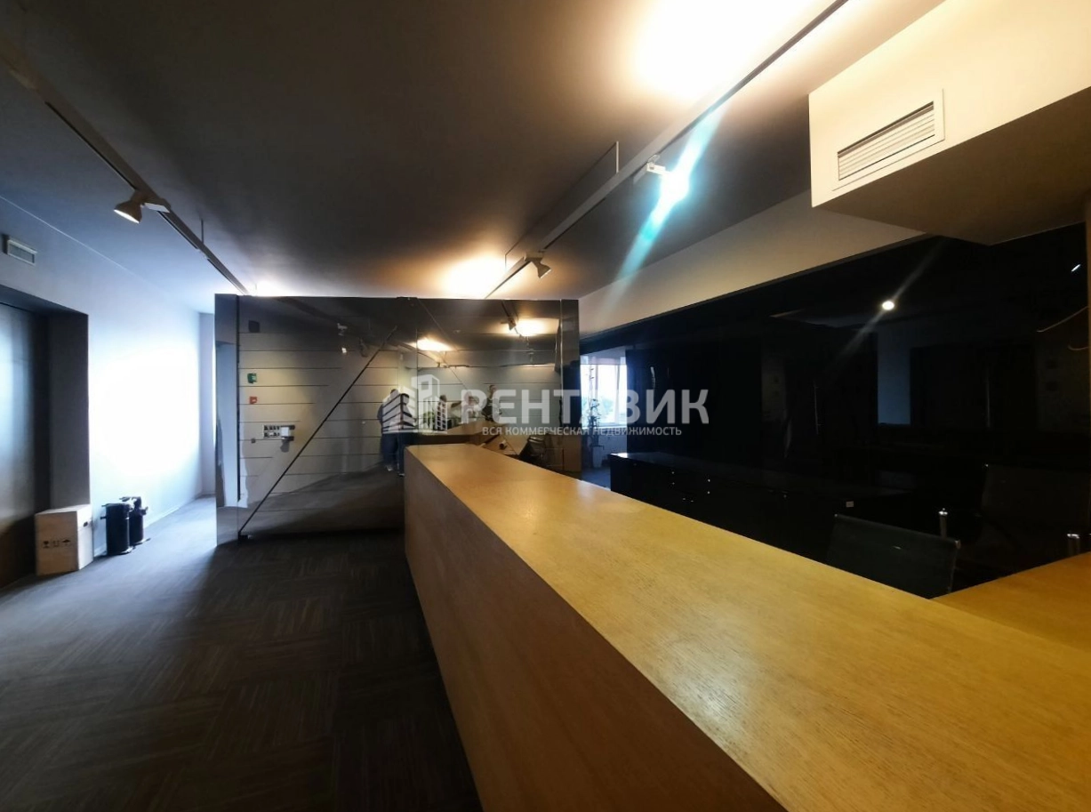 Офис Z-Plaza / Зет-Плаза площадью 1790 квадратных метров