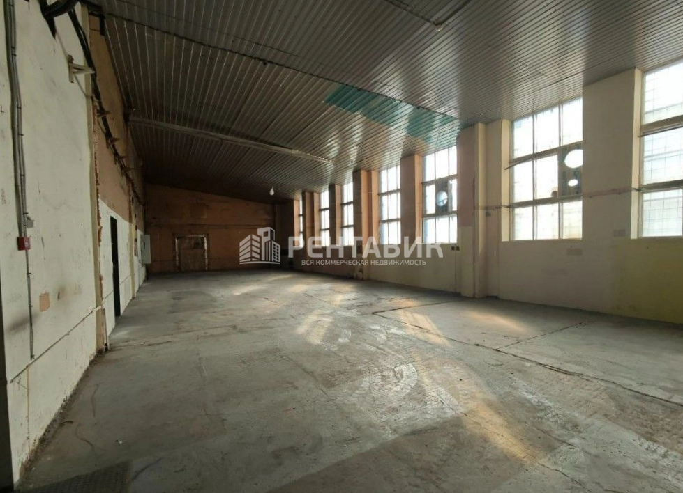 Склад Коммуны, 67АЕ площадью 2857 квадратных метров