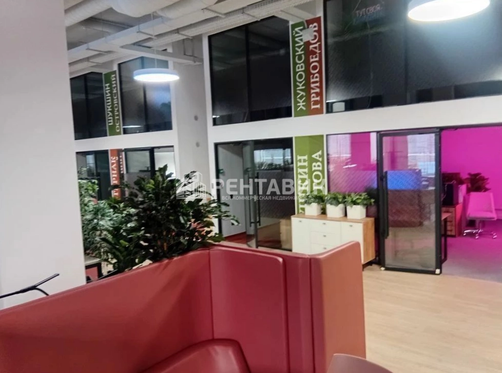 Офис Кирочная, 67 площадью 355 квадратных метров