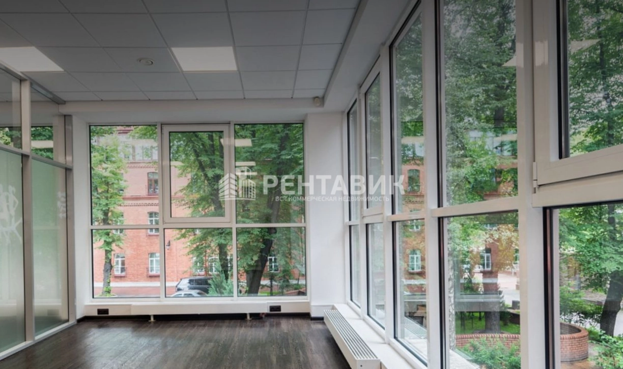 Офис Сенатор на Профессора Попова, 37А площадью 213.1 квадратных метров