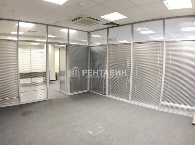 Офис Ломоносов площадью 3303 квадратных метров