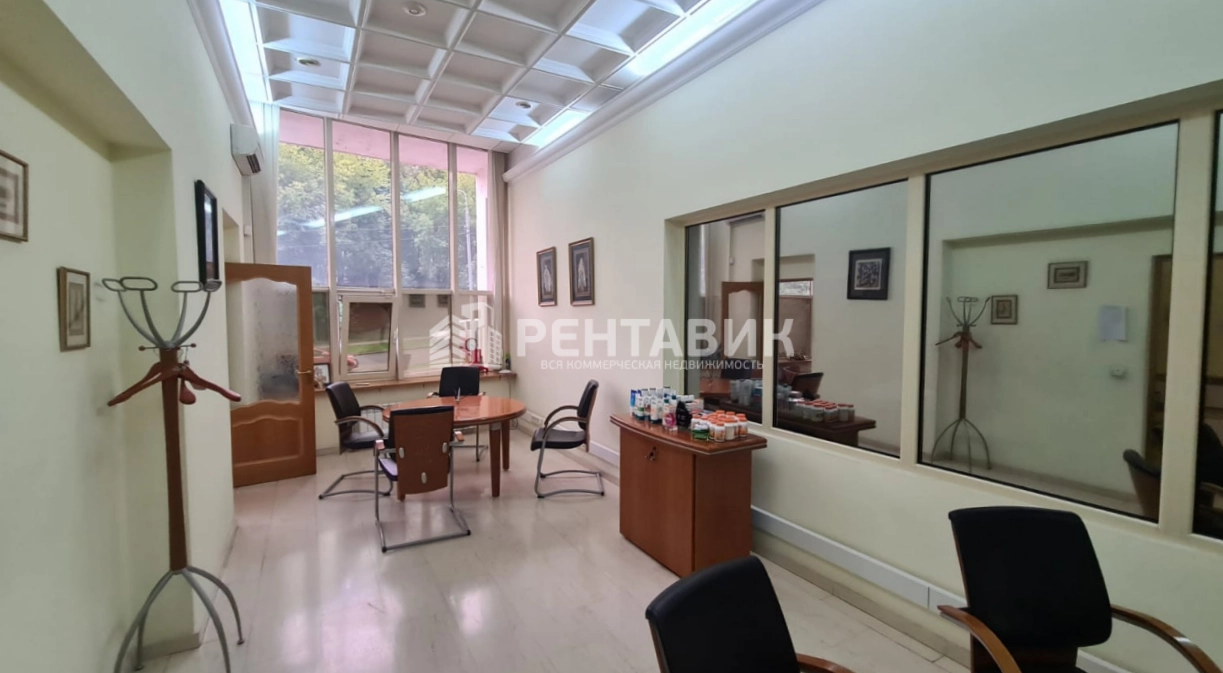 Помещение свободного назначения Депутатский Дом площадью 469 квадратных метров