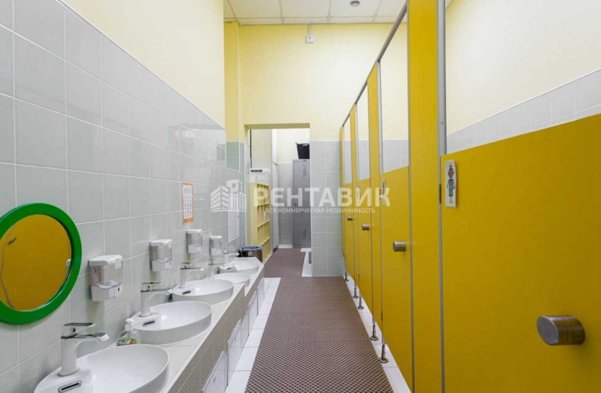 Помещение свободного назначения Сосинская, 6 площадью 270.6 квадратных метров