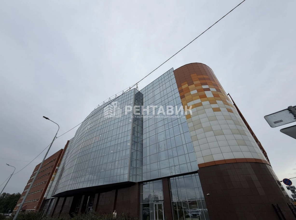 Здание Богатырь по адресу г Санкт-Петербург, Богатырский пр-кт, д 18 к 2