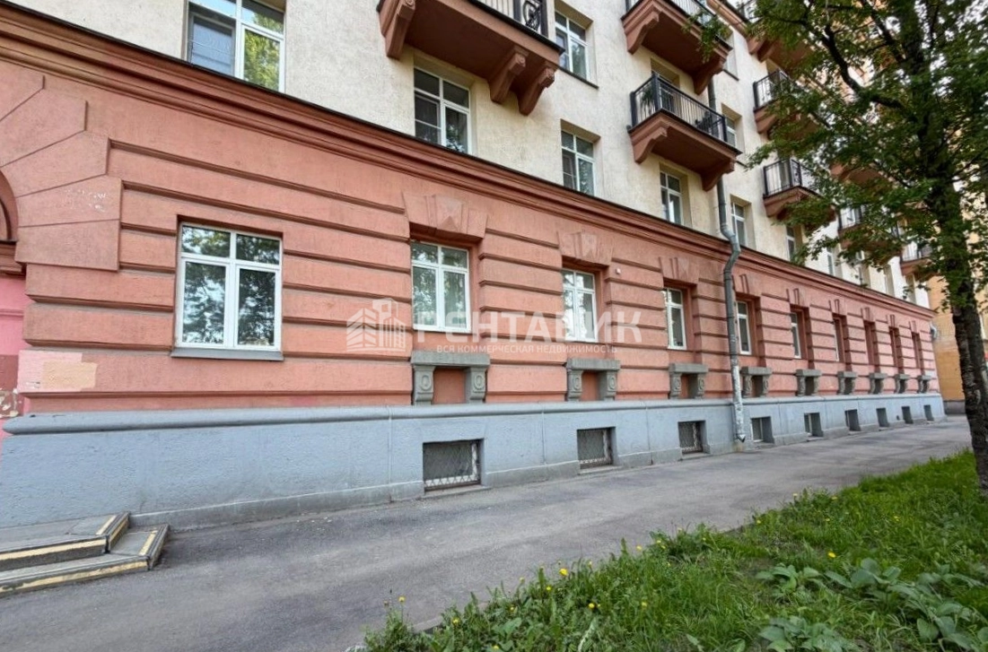 Офис Полярников, 6 площадью 355 квадратных метров
