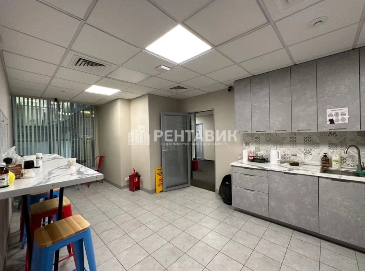 Офис Baker Plaza / Бейкер Плаза площадью 853.7 квадратных метров