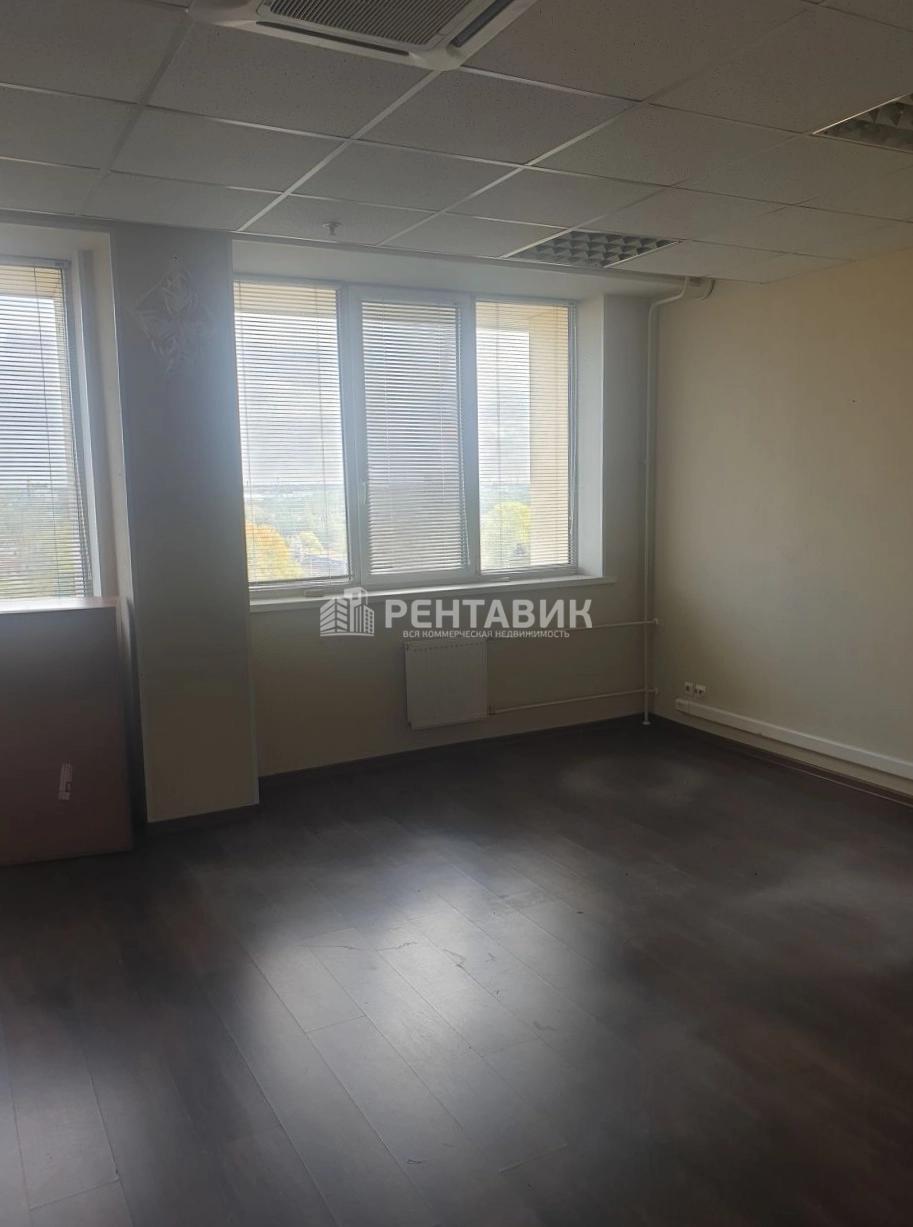 Здание целиком Мурзинский площадью 10400 квадратных метров