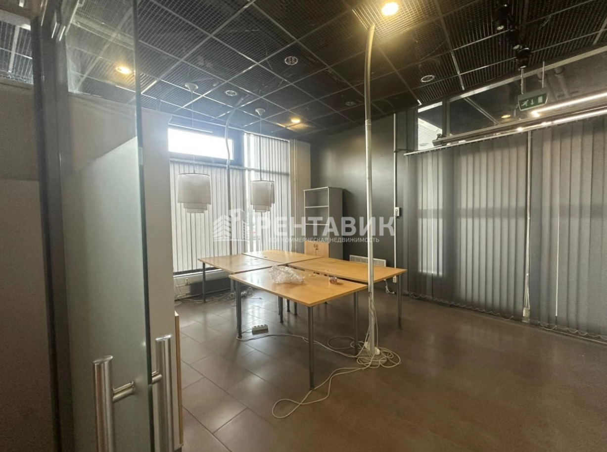 Офис Примиум площадью 1674 квадратных метров
