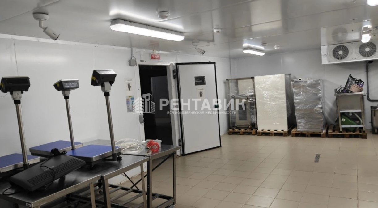 Производство Модный Променад площадью 1590 квадратных метров