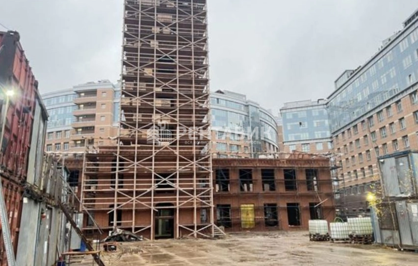 Здание целиком Пионерская, 50 Г площадью 3914 квадратных метров