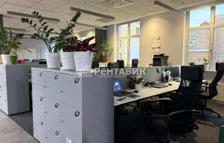 Офис Amber Plaza площадью 728 квадратных метров