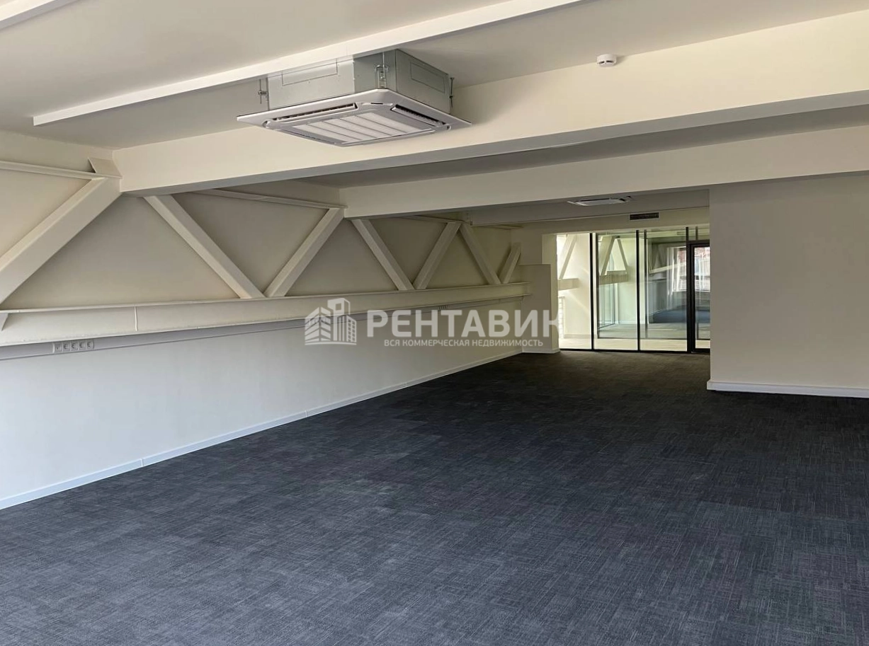 Офис Александровский площадью 2190 квадратных метров