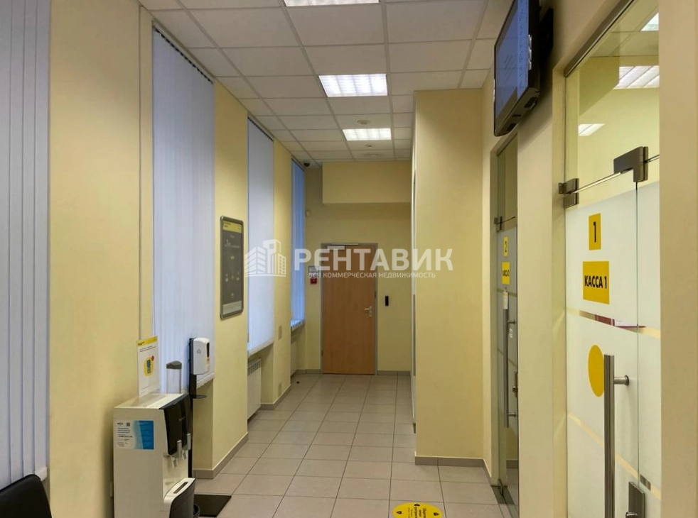 Помещение свободного назначения Кирочная, 24 площадью 200 квадратных метров