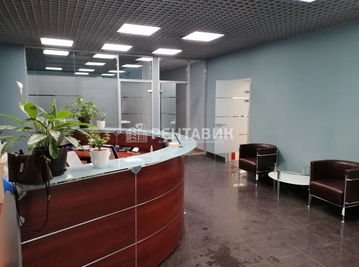 Офис Аэропорт площадью 1332.6 квадратных метров
