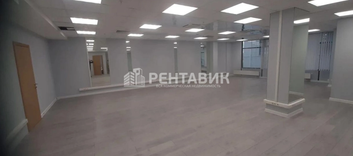 Офис Биржа площадью 136 квадратных метров
