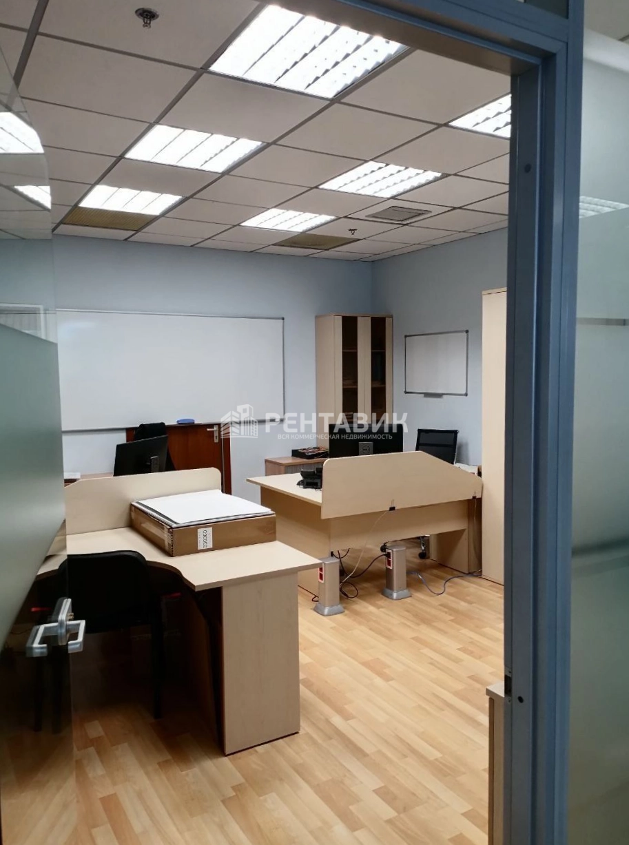 Офис Аэропорт площадью 864.6 квадратных метров