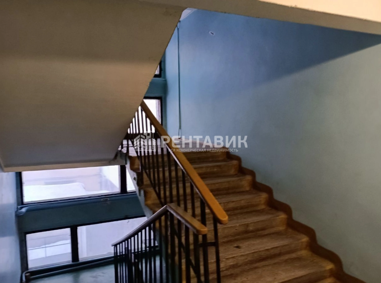 Помещение свободного назначения Линия 12-я В.О., 51к2Б площадью 2000 квадратных метров