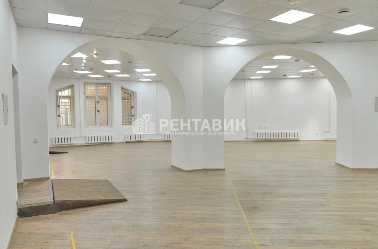 Офис Набережная реки Мойки, 37 площадью 313 квадратных метров