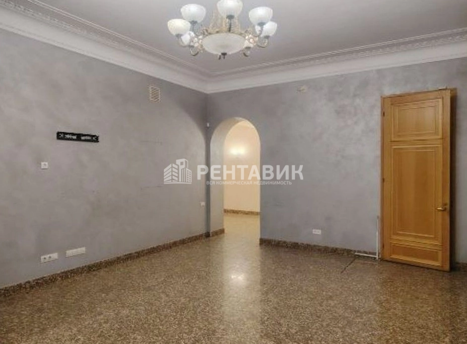 Помещение свободного назначения Каменноостровский, 73-75 площадью 370 квадратных метров