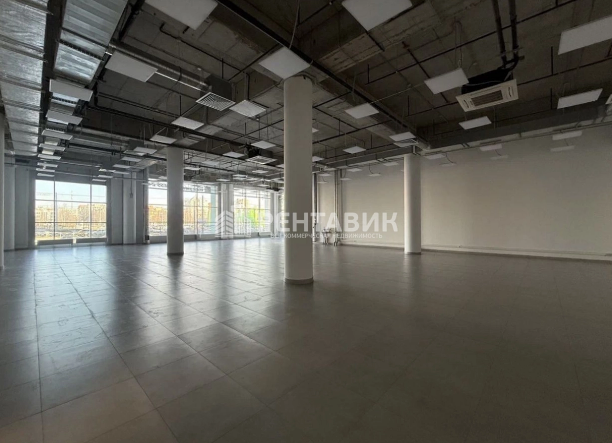 Помещение свободного назначения Парк Молл площадью 100 квадратных метров