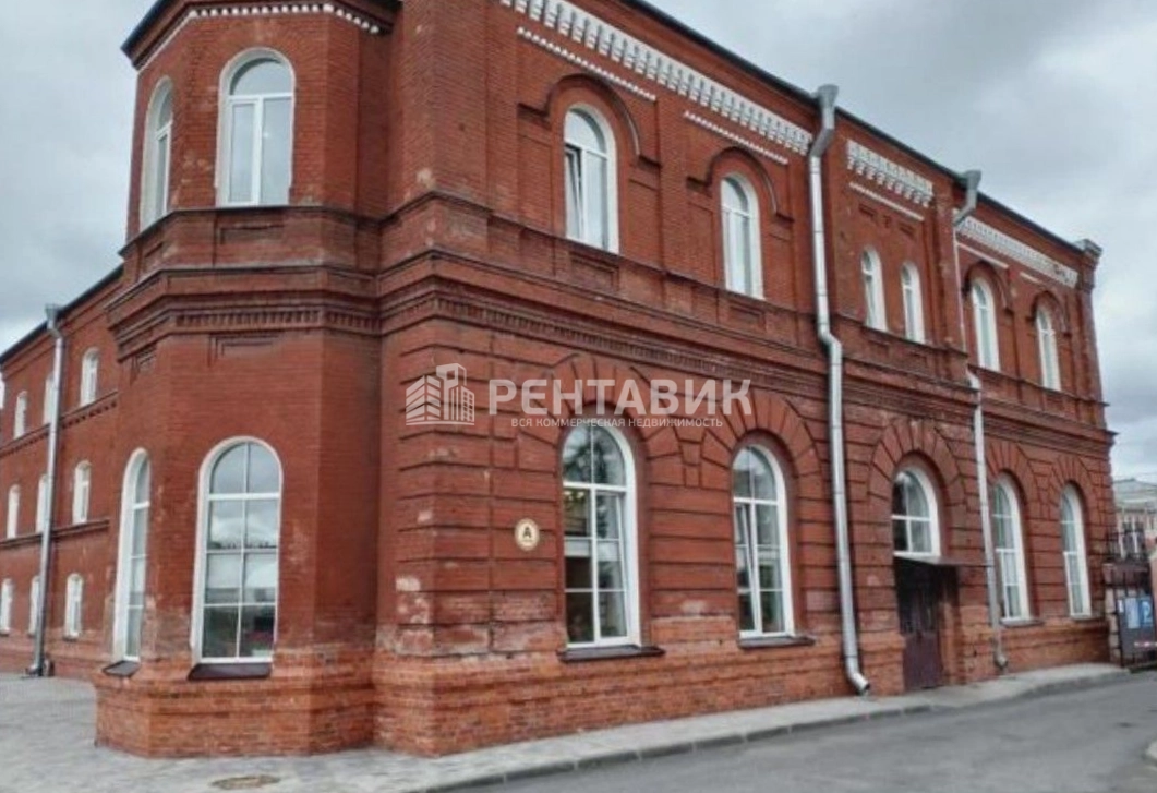 фасад дома, здание по адресу г Санкт-Петербург, наб Обводного канала, д 74