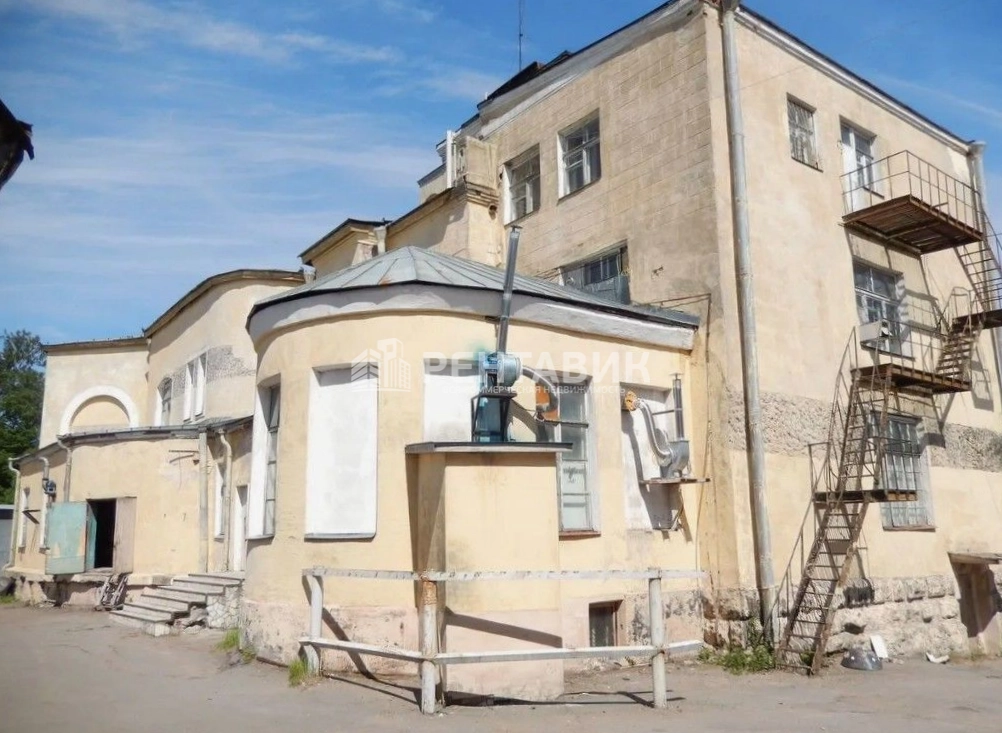 Здание Ломоносов, Морская, 86 по адресу г Санкт-Петербург, г Ломоносов, ул Морская, д 86
