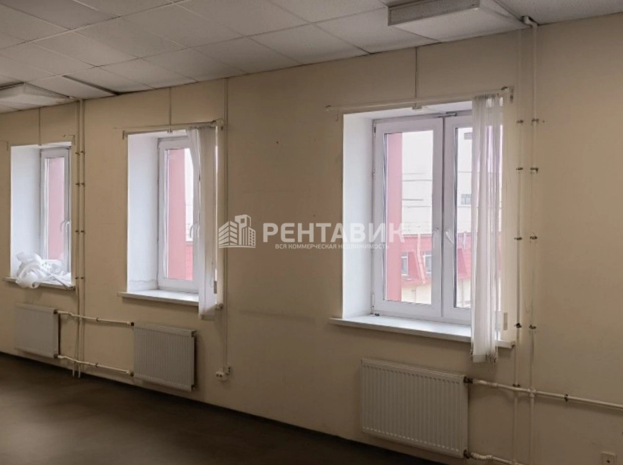Склад Урал Плаза площадью 1068.9 квадратных метров