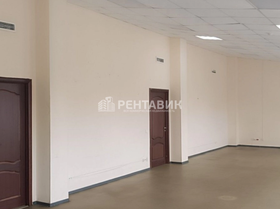 Склад Урал Плаза площадью 800 квадратных метров