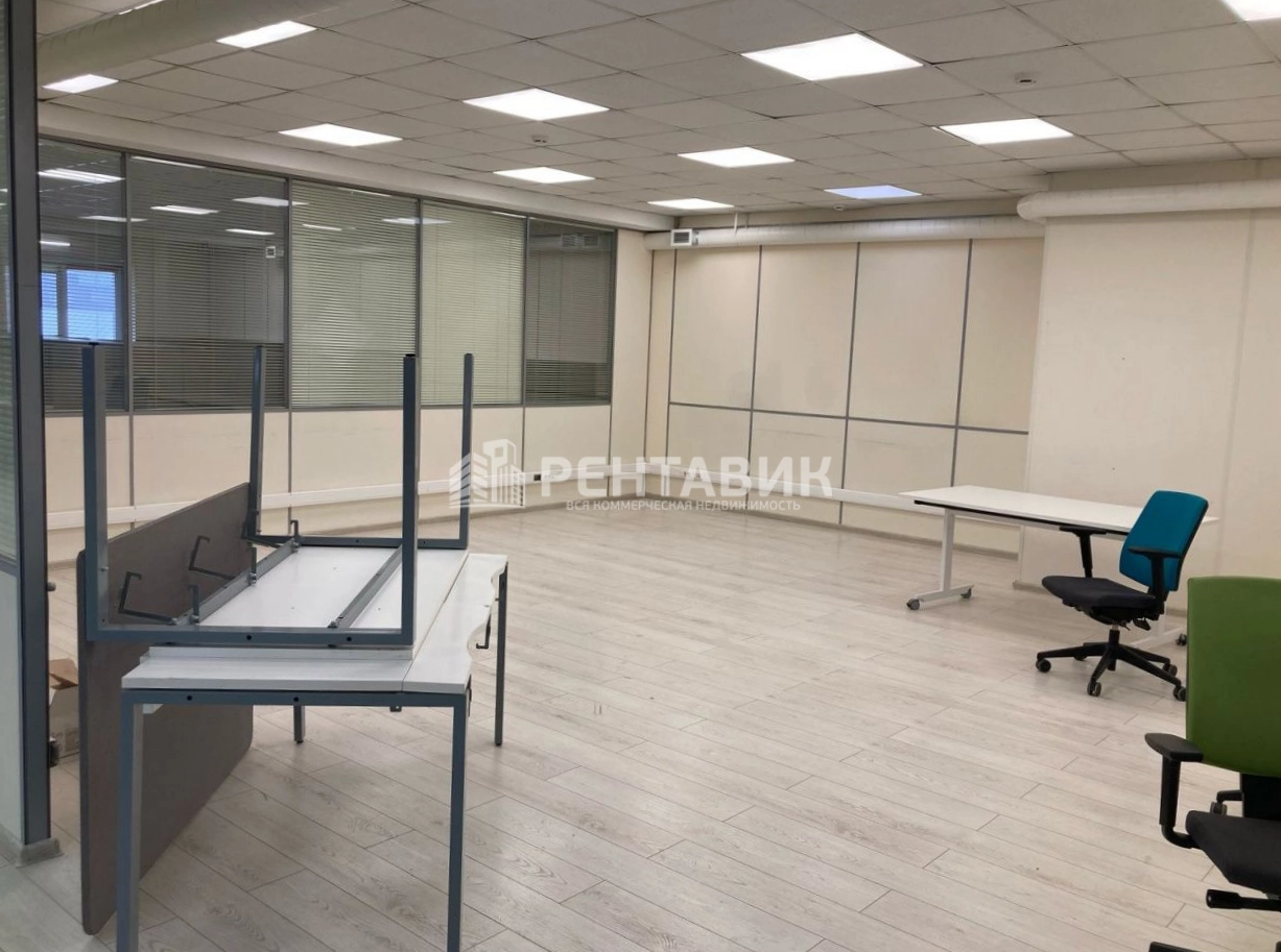 Офис МегаПарк площадью 1040 квадратных метров