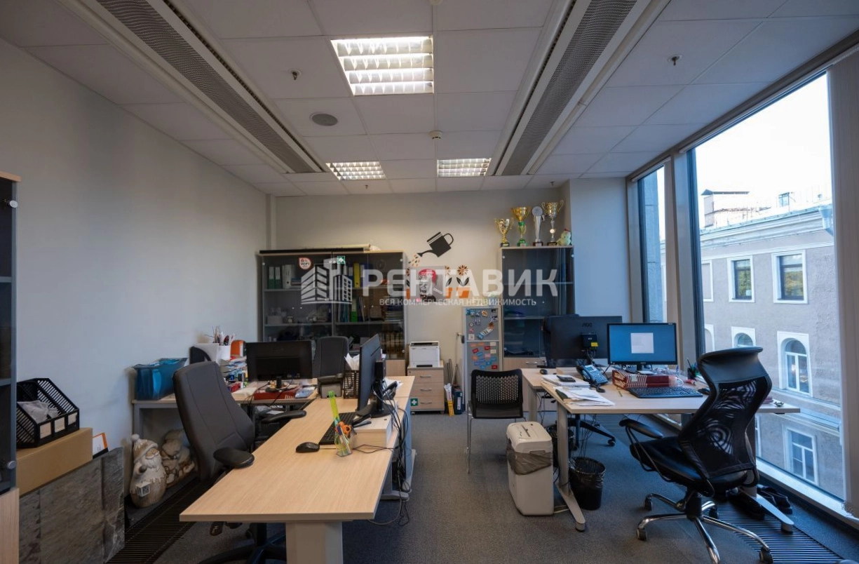 Офис Греческий площадью 693 квадратных метров