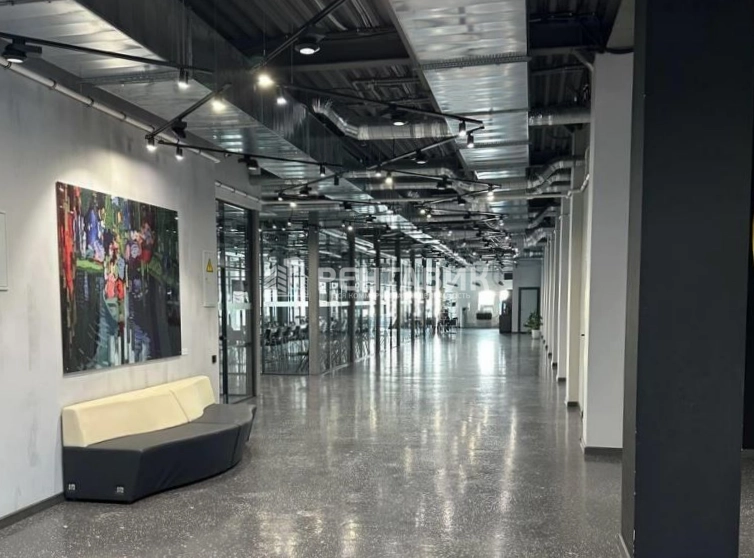 Офис Красного Текстильщика, 10-12 О площадью 3768 квадратных метров