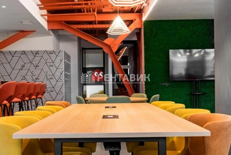 Офис Renaissance Hall площадью 1200 квадратных метров