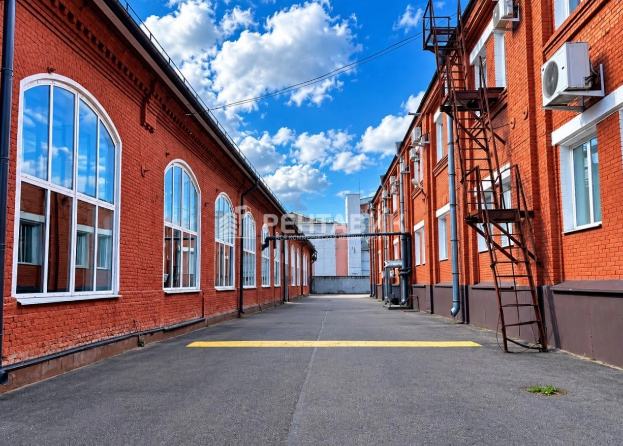 фасад дома, здание по адресу г Санкт-Петербург, Кондратьевский пр-кт, д 15 к 5 литера Д