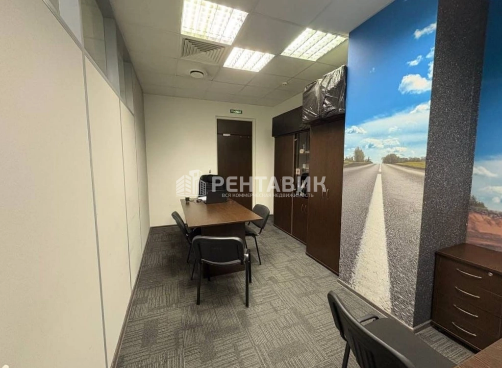 Офис Аэроплаза площадью 136 квадратных метров